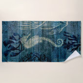 タツノオトシゴ-混合メディア ビーチタオル (正面)