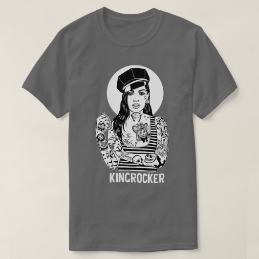 タトゥーとアウトローの女の子 Tシャツ (デザイン正面)
