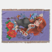 タトゥーの入った赤毛の女性のスリーブ 紫 スローブランケット (正面)