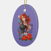 タトゥーの入った赤毛の女性のスリーブ 紫 セラミックオーナメント (左)