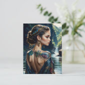 タトゥーを肩に乗せた美しい若い女性。 シーズンポストカード (スタンド正面)