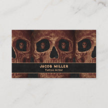 タトゥーアーティストゴシックブラウンスカルブラック背景