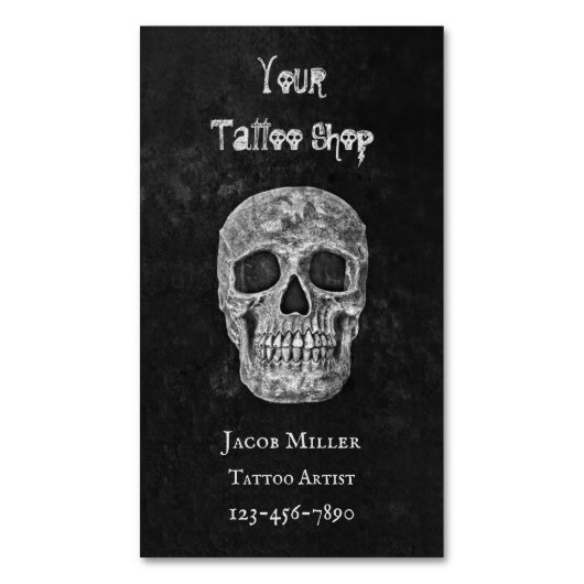 タトゥーショップゴシック黒と白のスカル頭 マグネット名刺 (正面縦)
