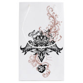 タトゥースタイリッシュハート、翼と冠 スモールペーパーバッグ (裏面)