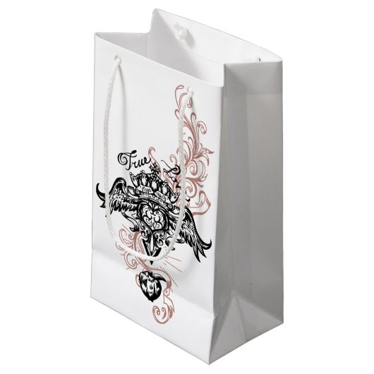 タトゥースタイリッシュハート、翼と冠 スモールペーパーバッグ (正面アングル)