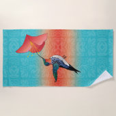 タトゥーハミングバードレッドハイビスカスフラワーターコイズ ビーチタオル (正面)