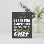 タトゥー・シェフは究極の魅力。楽しいギフト ポストカード (スタンド正面)