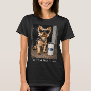 タバコを吸うヨーキーの面白いミーム Tシャツ