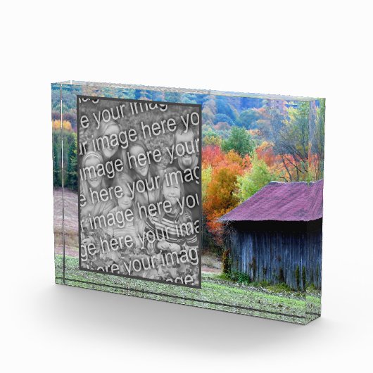 タバコ納屋の紅葉が自分の葉を追加 フォトブロック (右)