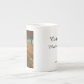 タバナクル至 – マーサズヴィネヤード ボーンチャイナマグカップ (正面)