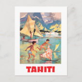 タヒチ、子供たち遊は水中でボートのおもちゃを持っている ポストカード (正面)