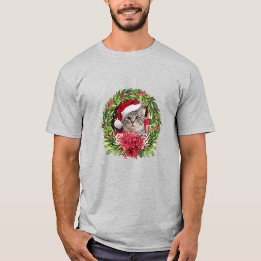 タビー猫のクリスマスリース Tシャツ (正面)
