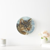 タビー素晴らしキャットクローズアップグラファイト鉛筆ポルトラ ラウンド壁時計 (ホーム)