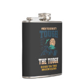 タフな山の自然が探査惑星を発見 フラスク (右)