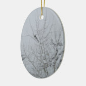 タフな鳥がそれを突き出すオーナメント セラミックオーナメント (左)