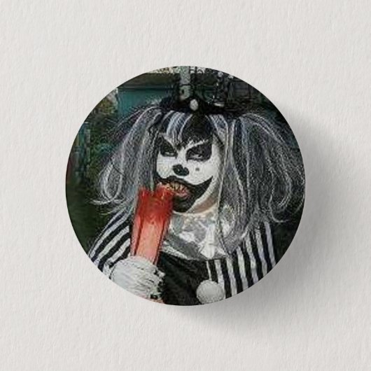 タフィーとの軽食の時間Klown 缶バッジ (正面)