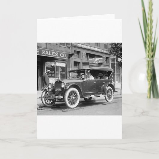 タフタイヤ、1922年 カード (正面)