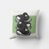 タフテッドアヒルの白黒イラストレーション アウトドアクッション (裏面)