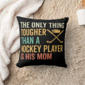 タフ・ホッケー選手のお母さん クッション (ブランケット)
