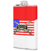 タブ、セーバー、およびストライプビニール反り付きフラスコ フラスク (左)