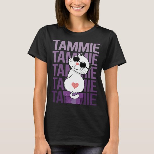 タミーという名の愛らしい猫 Tシャツ (正面)