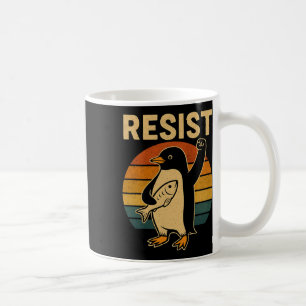 タリおもしろいに抗議するペンギン コーヒーマグカップ