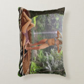 タルザナの勝利ポーズ アクセントクッション (正面(垂直))