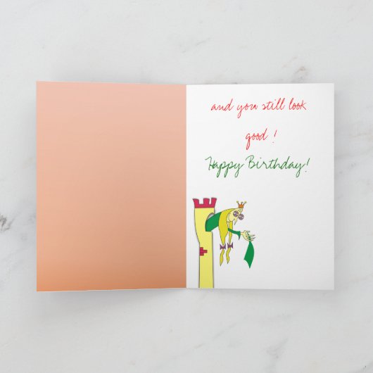 タワーのユーモアのあるな誕生日カードの古いプリンセス カード (内部)