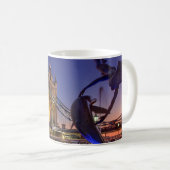タワーブリッジアットナイトマグ コーヒーマグカップ (正面右)