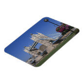 タワーブリッジ,テムズ川,ロンドン,イギリス マグネット (左側)