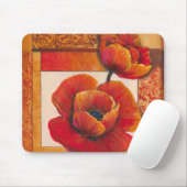 タンとオレンジの背景にポピーの花 マウスパッド (マウス)