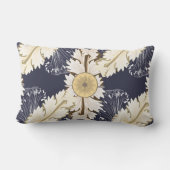 タンの華美なギリシャのスクロールされた葉 ランバークッション (裏面)