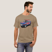 タンのTシャツの英国国旗のクラシックな小型車 Tシャツ (正面フル)