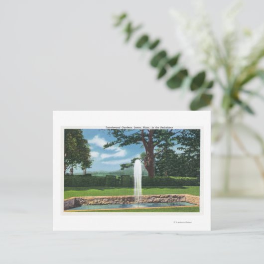 タングルウッドガーデンと噴水の景観 ポストカード (スタンド正面)