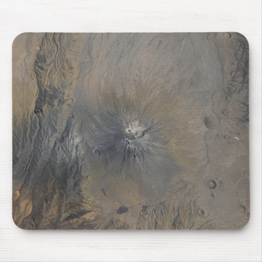 タンザニアのOl Doinyo Langai マウスパッド (正面)