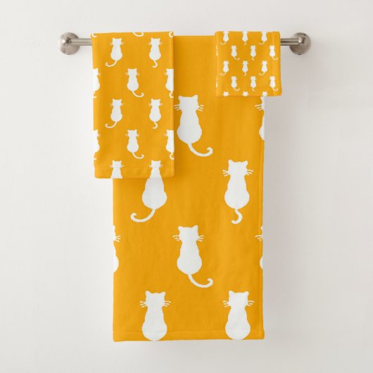 タンジェリンで白猫の水玉模様パターンが分離される バスタオルセット (インサイチュ)