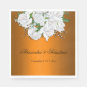 タンジェリンエレガンスアンドホワイトロ結婚ローズ スタンダードランチョンナプキン (正面)