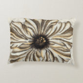 タンバックグラウンドのフローヘッドフレスコ アクセントクッション (裏面)