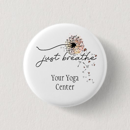 タンポポと蝶にインスパイアされたヨガデザイン Just Breathe 缶バッジ (正面)