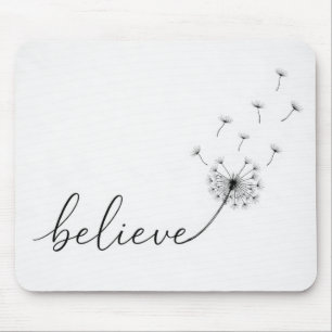 タンポポの綿毛が舞う Believe テキスト マウスパッド
