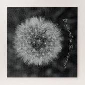 タンポポ種子の頭。その瞬間に存在すること。 ジグソーパズル (横)