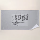 タンポ感動的リの雑草と願いを持つフレーズ ビーチタオル (正面)