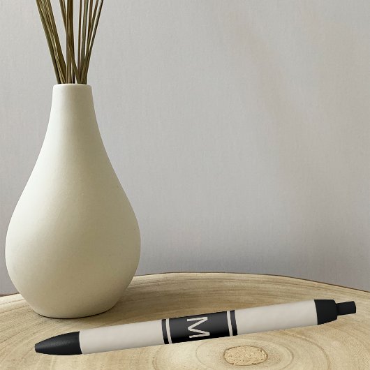 タンモノグラムのカスタムペン 黒ボールペン