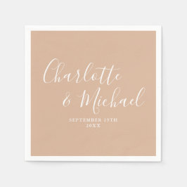 タン タウペ エレガント シグネチャー スクリプト ウェディング スタンダードカクテルナプキン