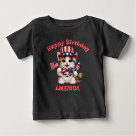 タン・ブラック&ホワイトの子猫(1歳)愛国的な子供用Tシャツ ベビーTシャツ