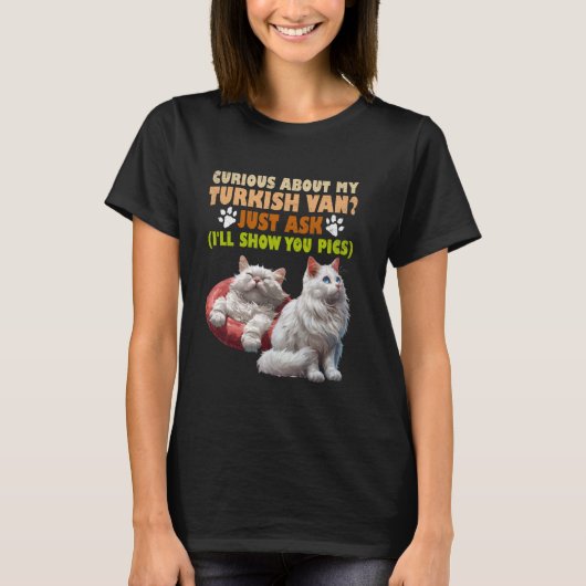 ターキッシュバンに興味のある猫おもしろい飼い Tシャツ (正面)