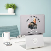 ターキーコール狩りおもしろい引用文アウトドア春 シール (デスク上のノートパソコン)