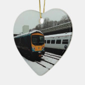 ターコイズと黄色の列車 セラミックオーナメント (左)