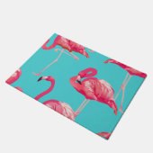 ターコイズの背景のピンクのフラミンゴの鳥 ドアマット (アングル)