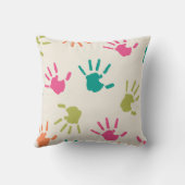 ターコイズのAppleカラフルなHandprintsの先生 クッション (裏面)